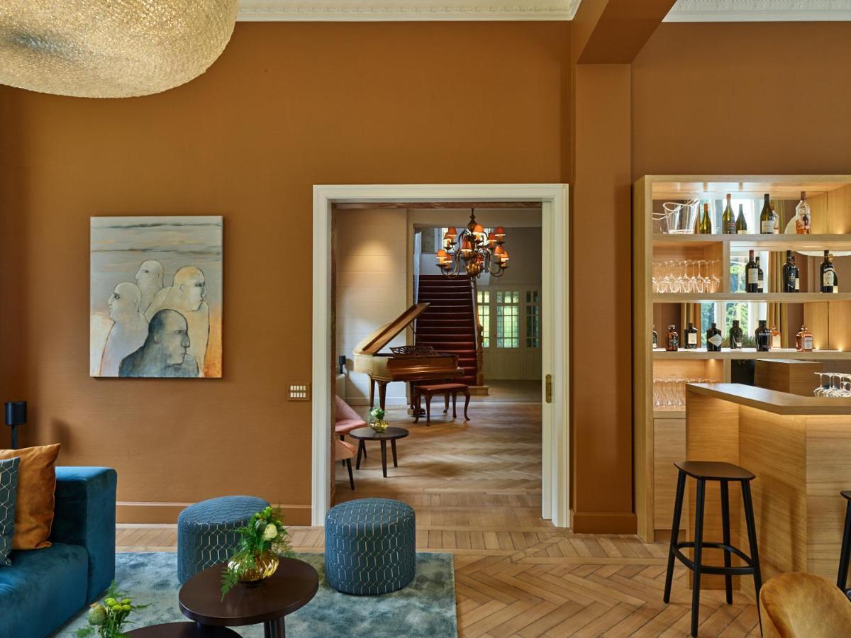 Boutique Hotel Ter Wallen Izegem Bagian luar foto