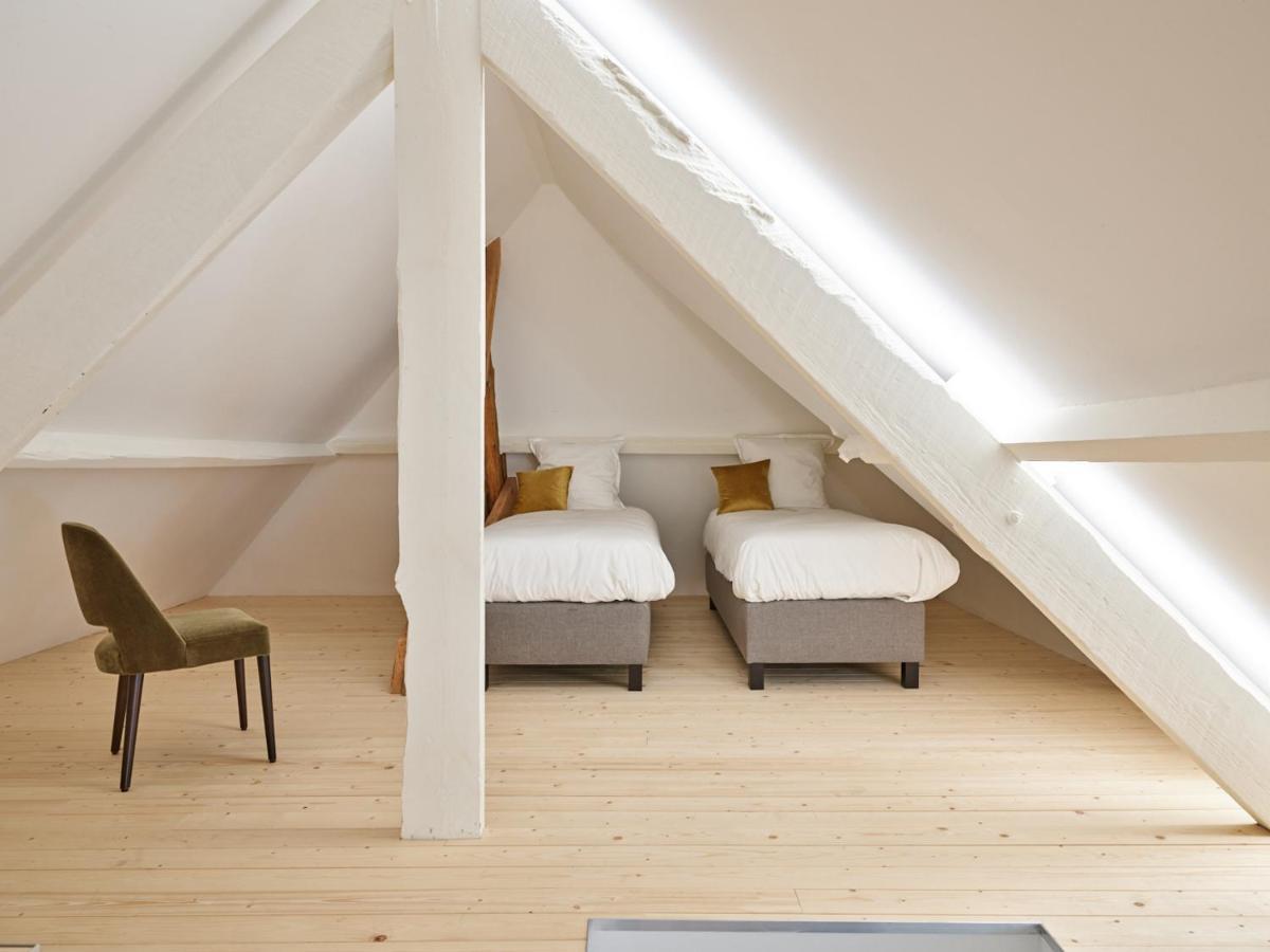 Boutique Hotel Ter Wallen Izegem Bagian luar foto