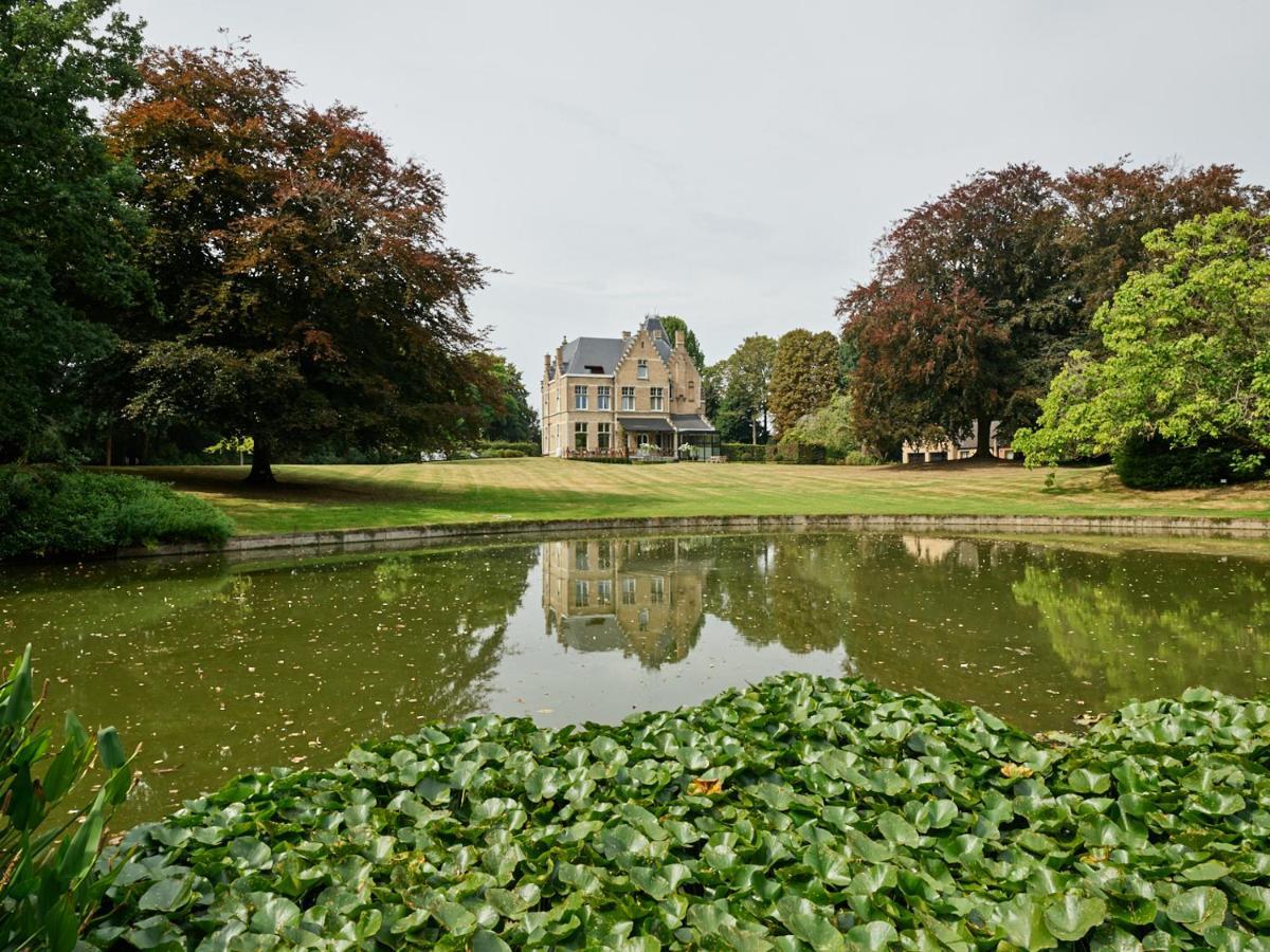 Boutique Hotel Ter Wallen Izegem Bagian luar foto