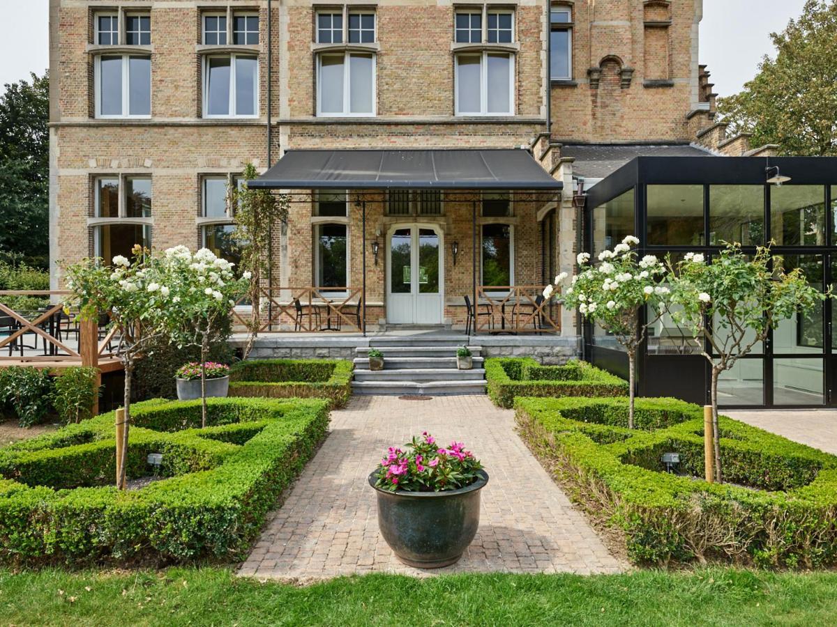 Boutique Hotel Ter Wallen Izegem Bagian luar foto